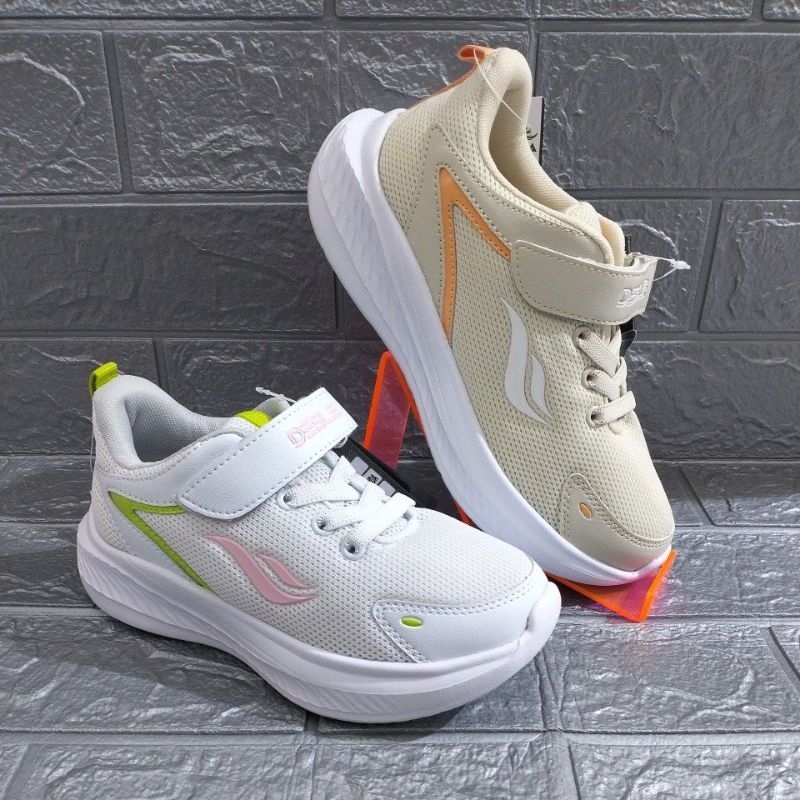 DESLE PEONNY SEPATU RUNNING ANAK
