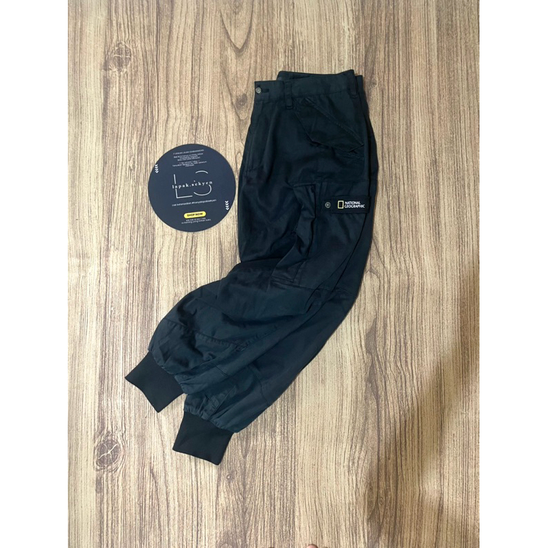celana jogger cargo natgeo patch second original