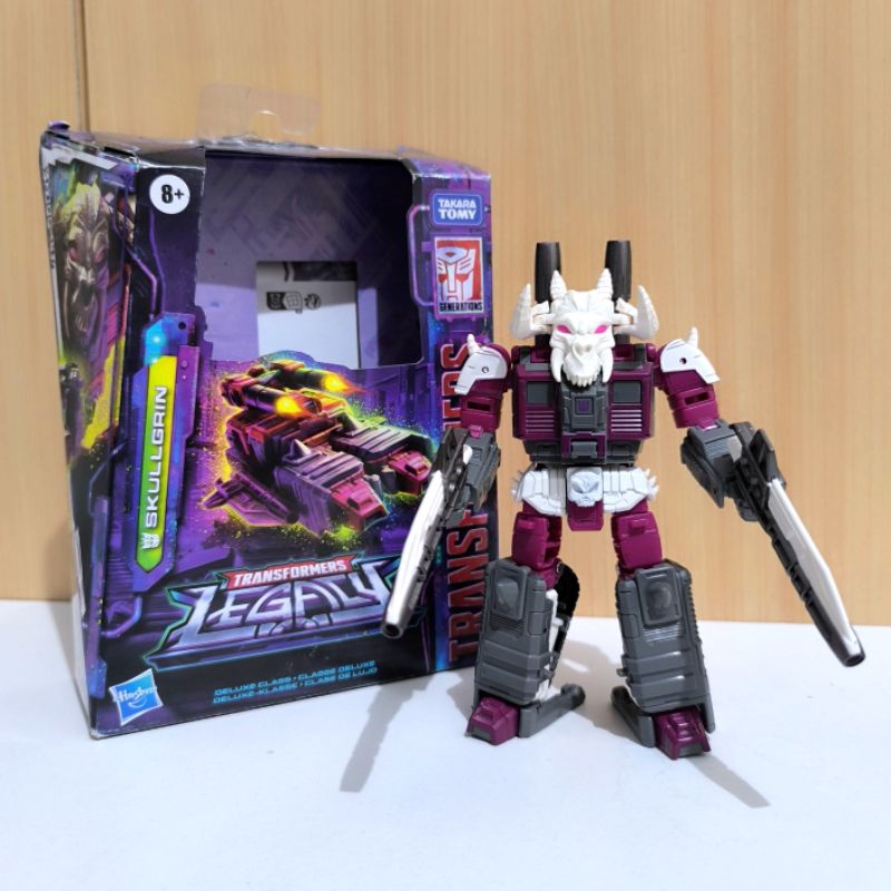 Transformers Legacy Skullgrin