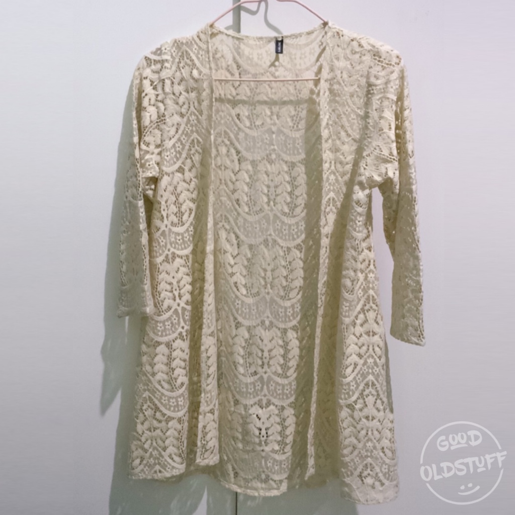 Loilok Outer Brukat Cream