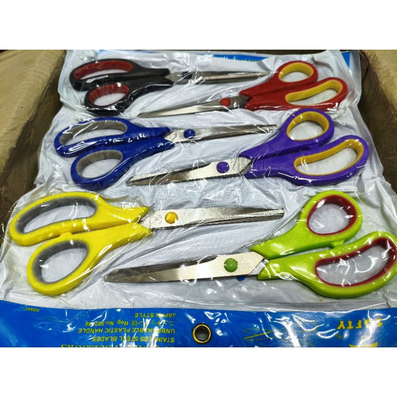 

Gunting Kain Plastik Bagus