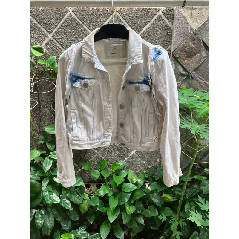 Preloved Jaket Putih CottonOn Free Senka Face Wash Uji Green Tea