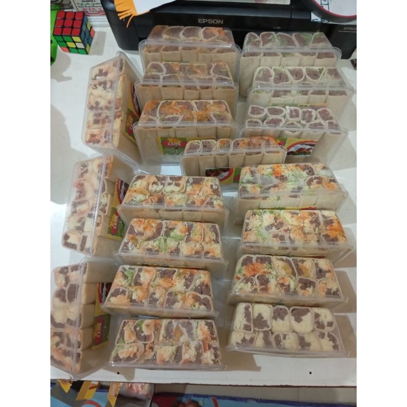 

Kebab Zada Frozen isi 10 pcs Original Padat Tebal box1000ml