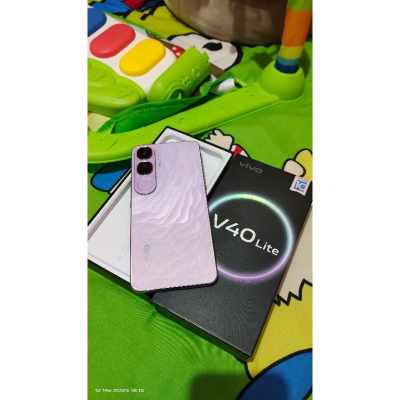 Vivo V40 lite ram 8/128 seken lengkap mulus normal garansi resmi panjang