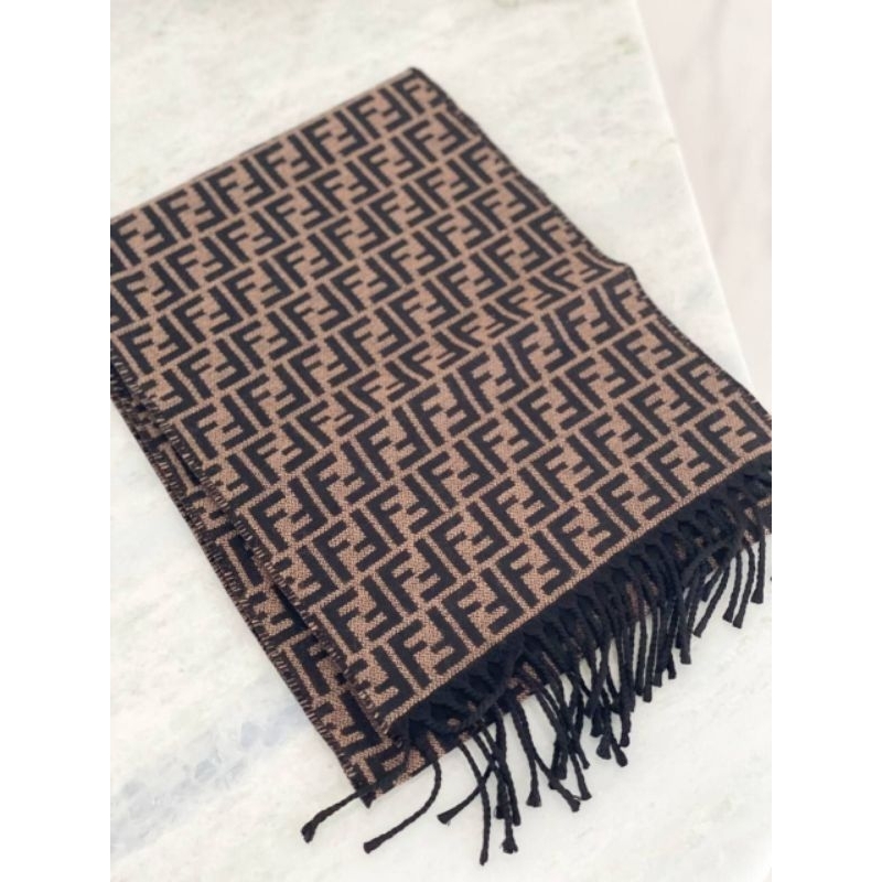 Fendi Scarf FF Logo in Black/Brown