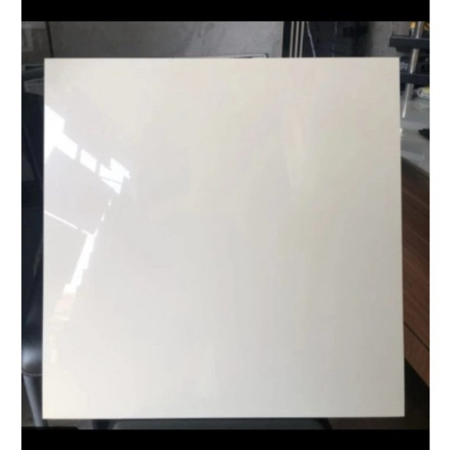 Granit cream polos 60x60 Sunpower