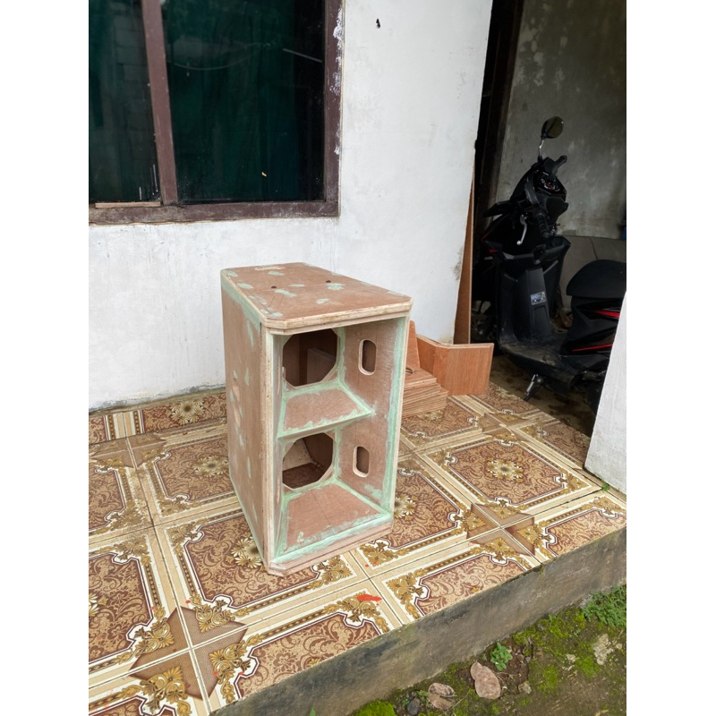 Box T24n cides 10/12 inch bahan 18mm mentahan