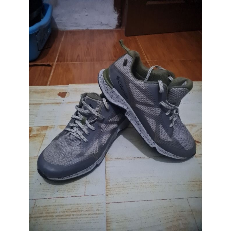 Sepatu Trai Run Columbia Ukuran 41