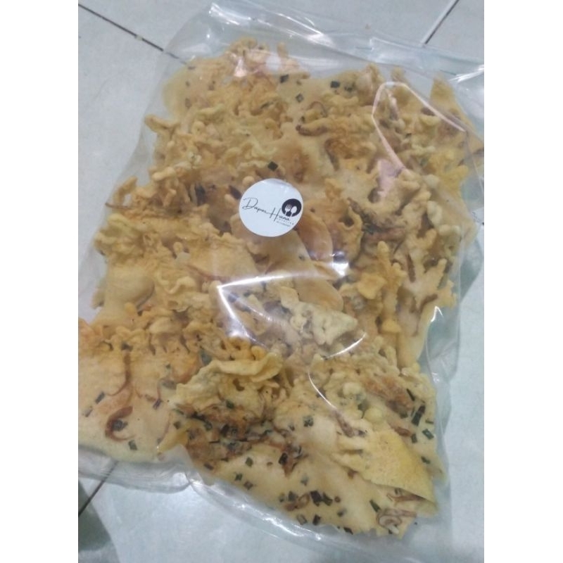 

Peyek rebon Mamah Hana