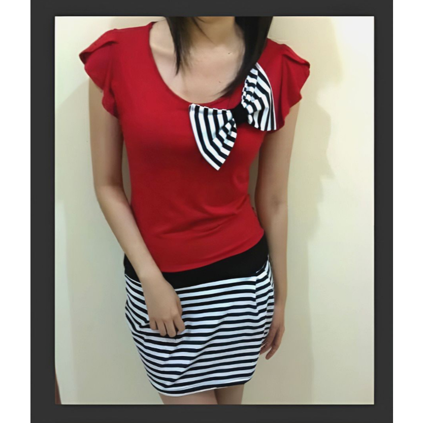 [New] Dress Merah Salur Garis Pita Hitam Putih