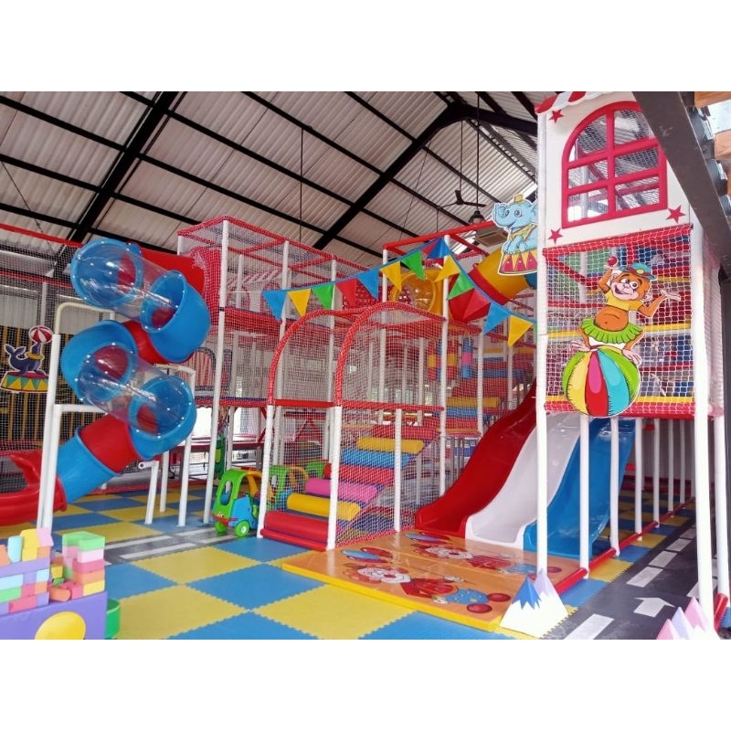 Indoor Playground anak.