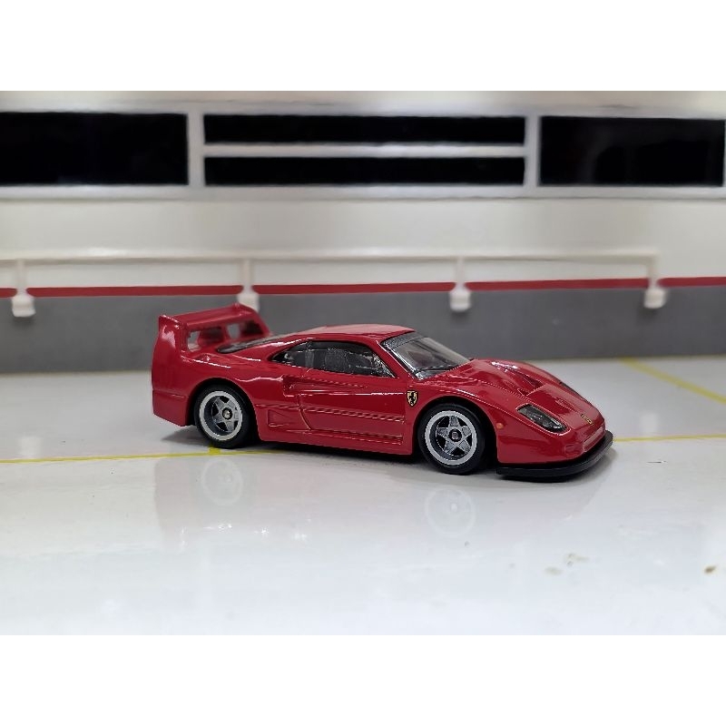 Hotwheels Ferrari F40 factory unrivet