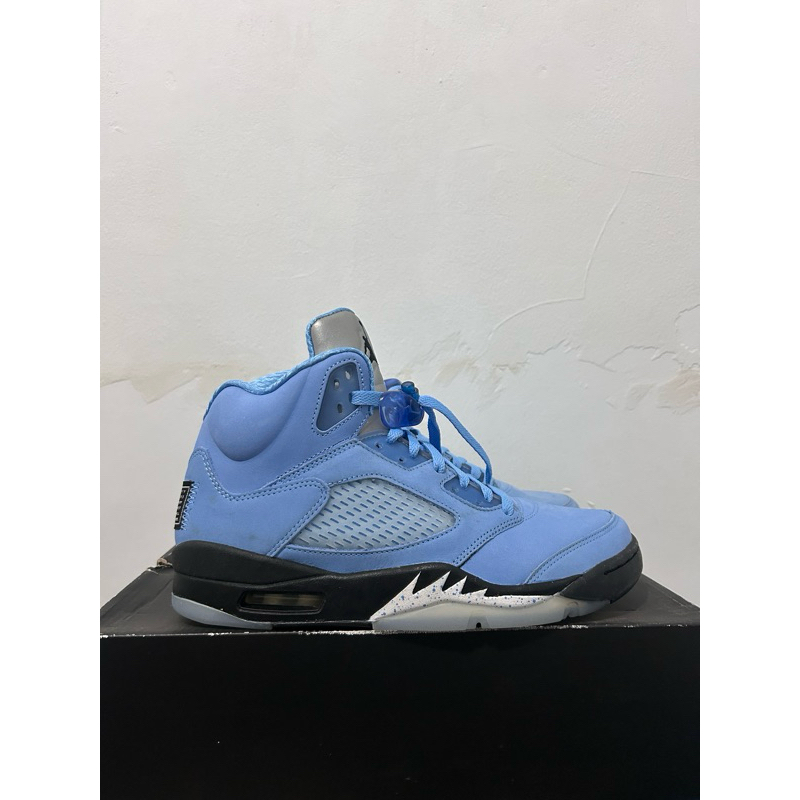 Air jordan 5 university blue unc (100% authentic)