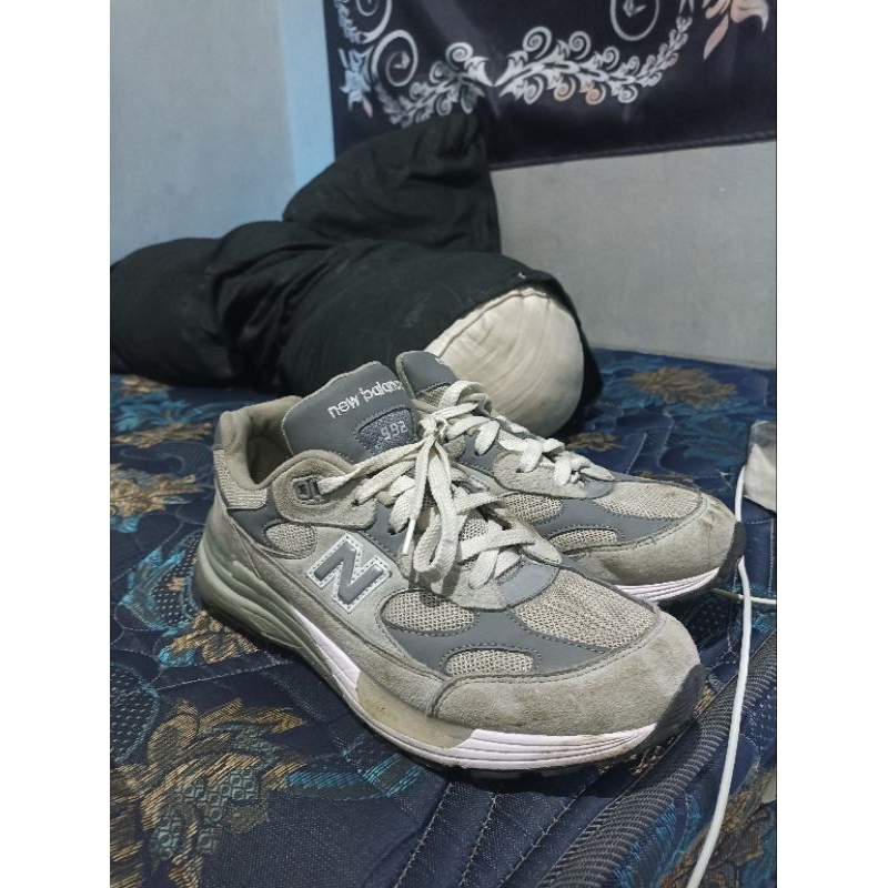 sepatu NB 992 usa