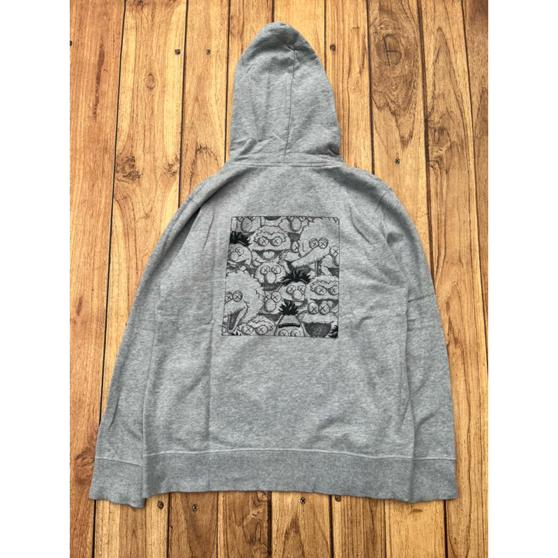 hoodie uniqlo x kaws second original
