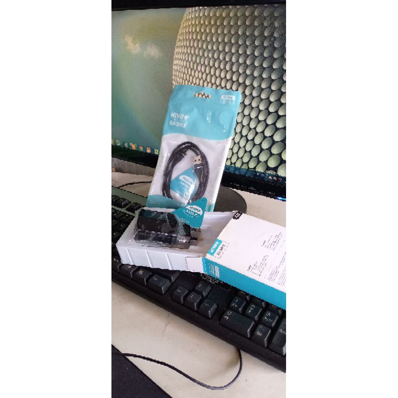 Cas HP dan kabel tipe c