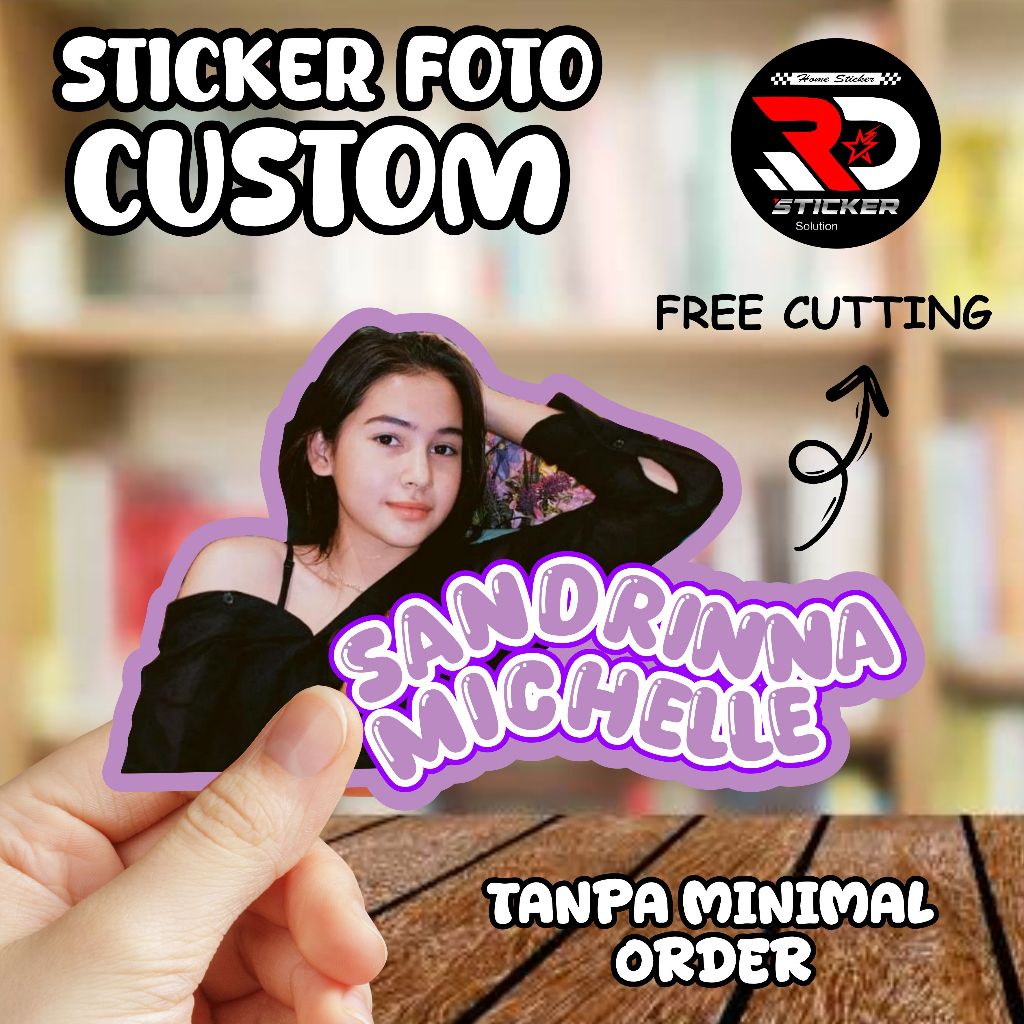 

Stiker Custom Foto & Nama | Stiker Tahan Air | Stiker Helm | Stiker Laptop stiker nama dan foto custom free desain
