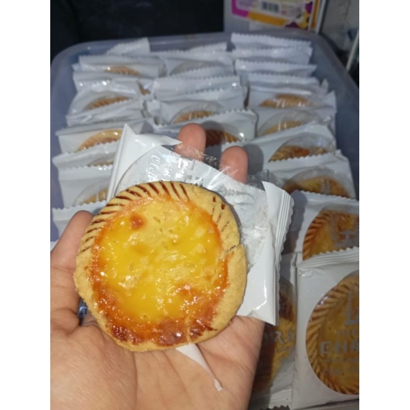 

Kue Pie Khas oleh oleh Bali isi 10|Kue Pie Chandra|Ready Medan