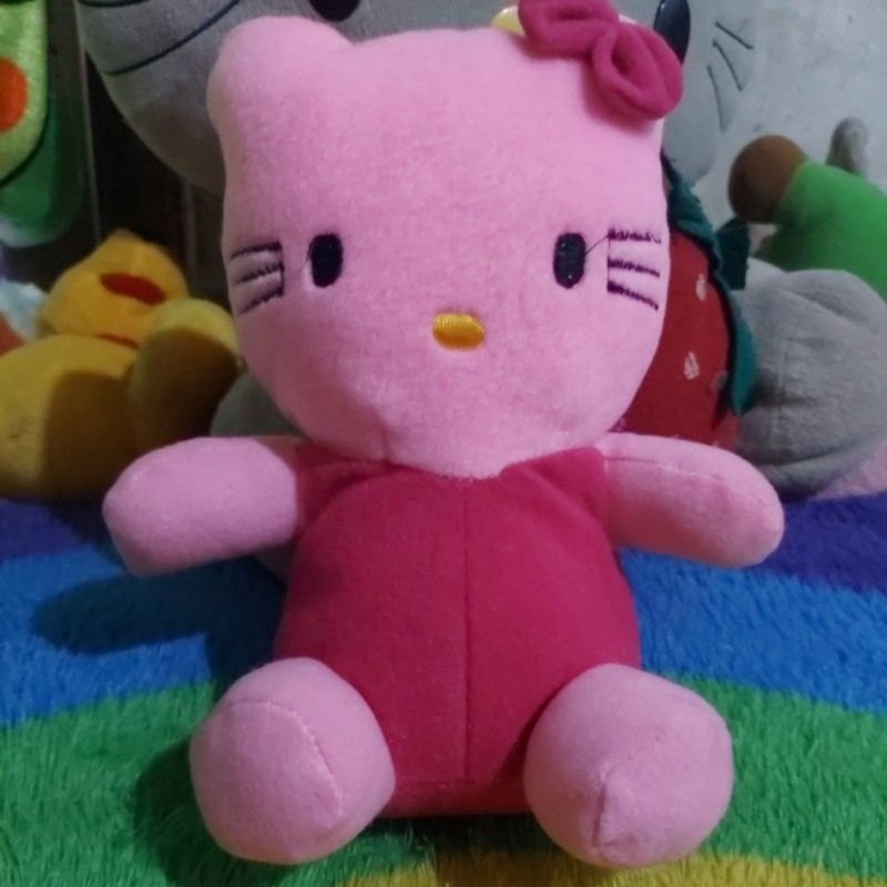 boneka hello kitty pink