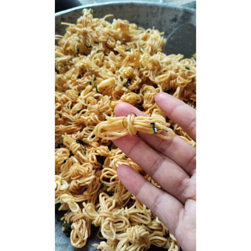 

Mie Kuwel 250 gram Plastik Kaca