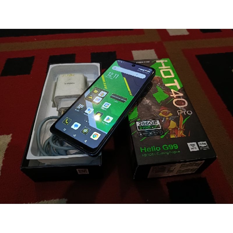 ready infinix hot 40 pro ram 21gb  (12gb+9gb)  internal 256gb barang seken ya normal no minus siap p