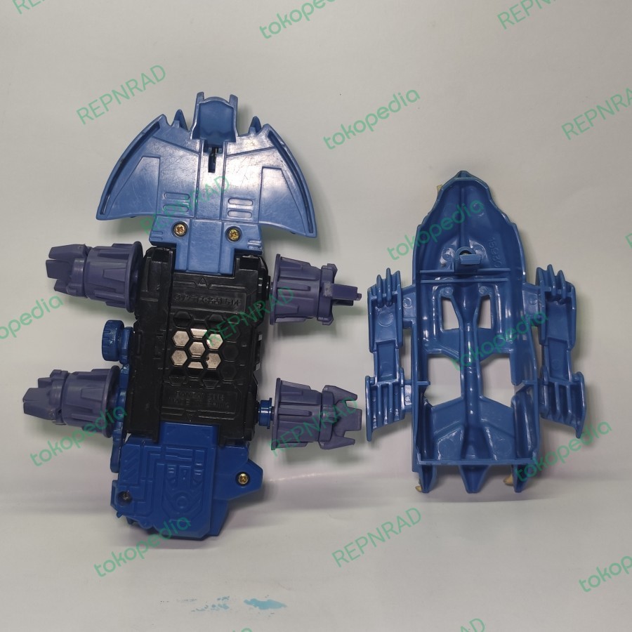 CRUSH GEAR NITRO IRON WOLF BANDAI READYY