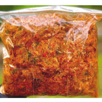

KERIPIK KACA KEMASAN 250 GRAM / KERIPIK KACA PEDAS DAUN JERUK BUMBU MELIMPAH MOJOKERTO