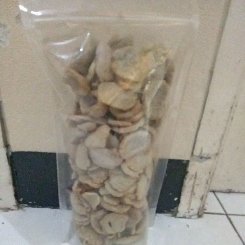 

kerupuk jengkol