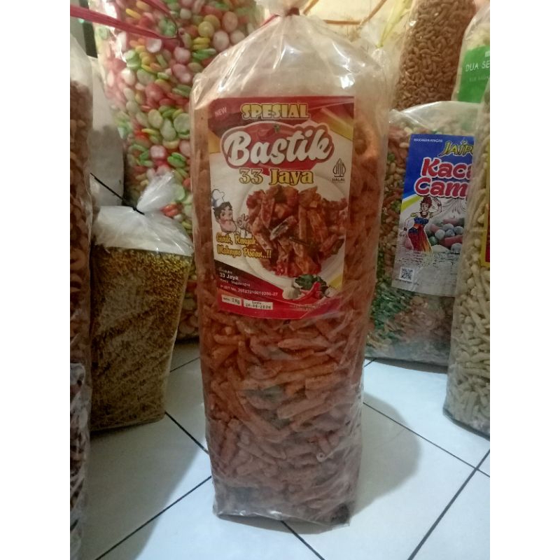 

basreng bastik elang jaya pedas daun jeruk 1bal
