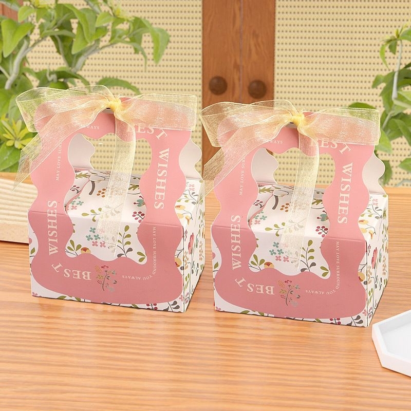 

10pcs Box Mini Souvenir wedding Box Snack Imlek Box Lebaran Box Mooncake Box Love is Love box kue mini Box Snack Box ultah box permen box coklat