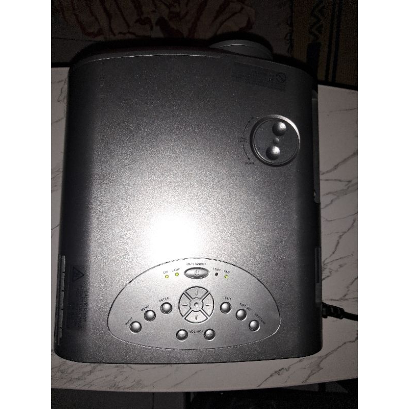 proyektor TOSHIBA TLP260