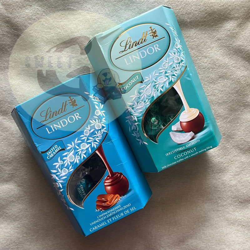 

Lindt Lindor Chocolate Coklat Salted Caramel Milk Chocolate 200gr / Lindt Lindor Chocolate Coconut