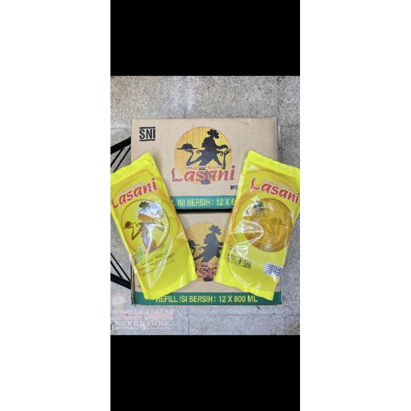 

minyak goreng 800ml kemasan reffil lasani 6pcs