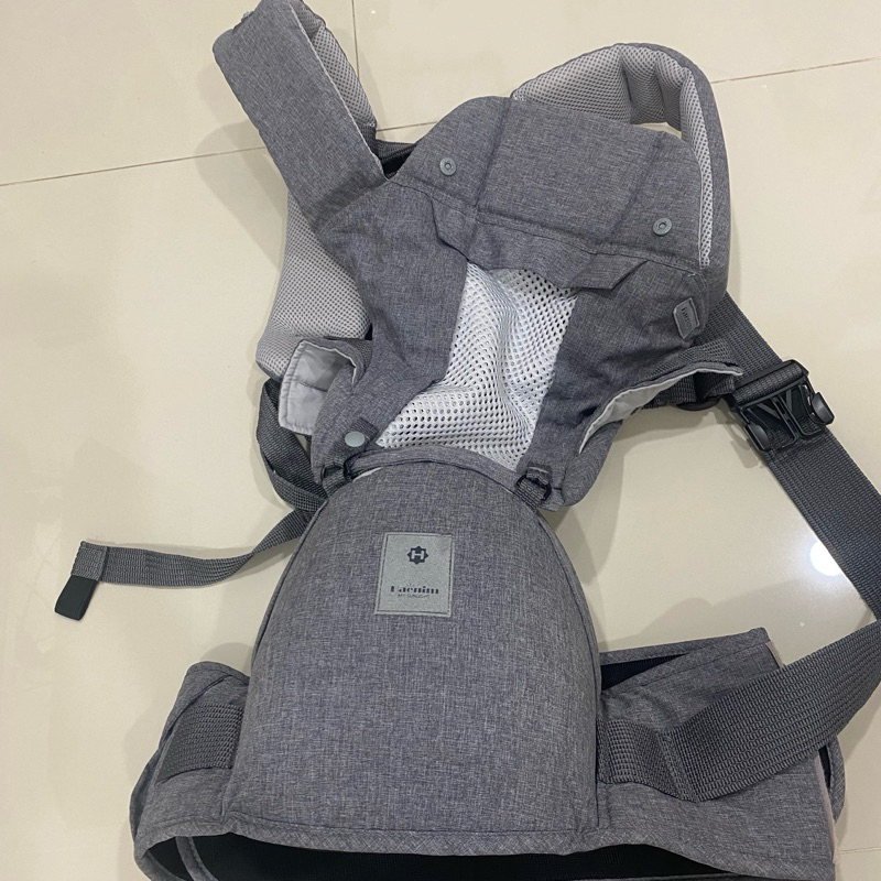 Haenim 9 plus carrier Haenim hipseat 9+ Hipseat preloved