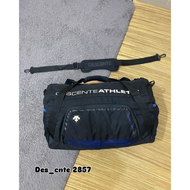 Descente duffle bag