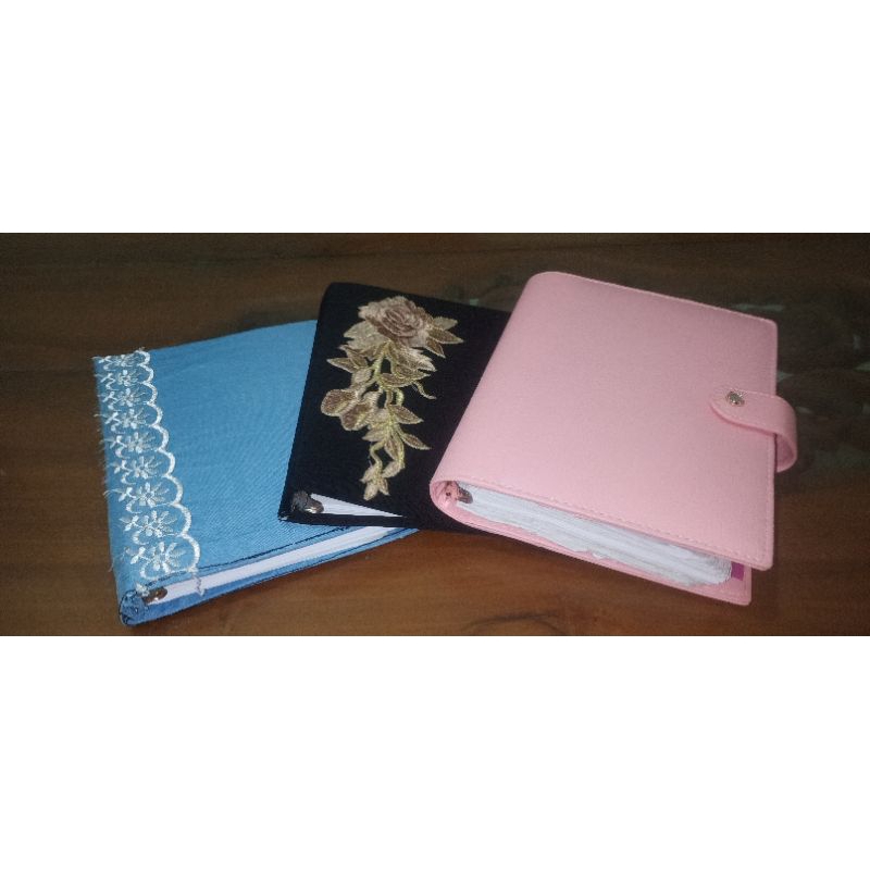 

Binder Motif Bahan Kain Motif Random Atau Desain Sendiri