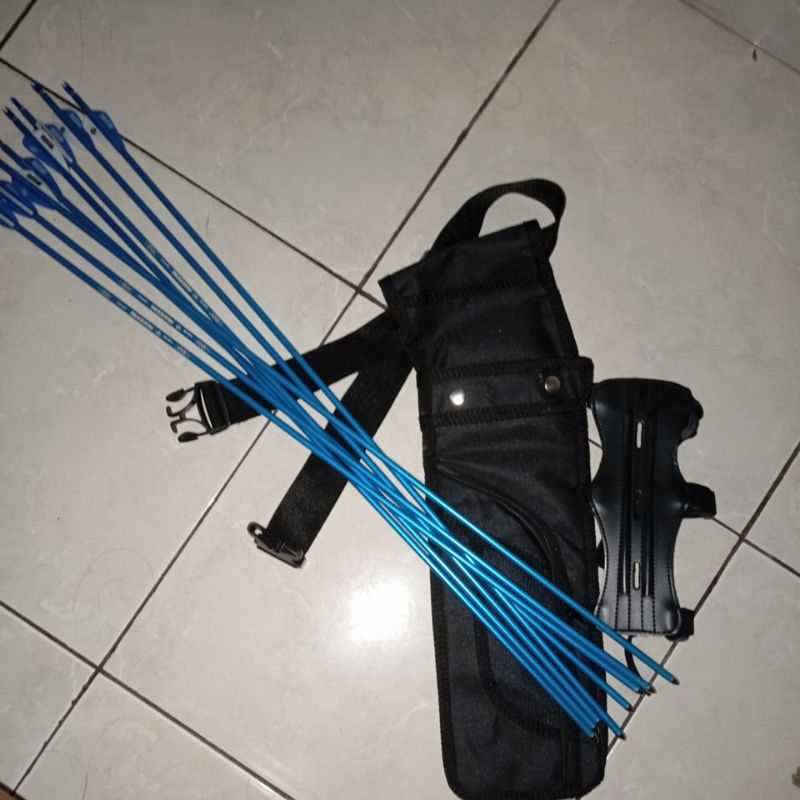 Set Anak Panah + Quiver + Arm guard untuk Panahan