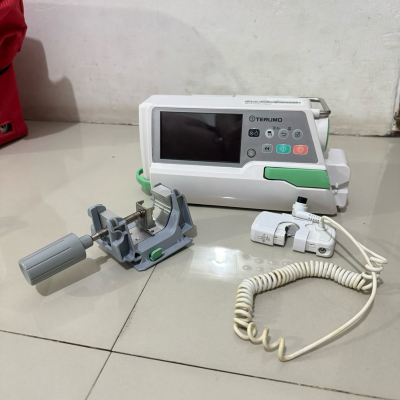 Infus pump terumo LM600