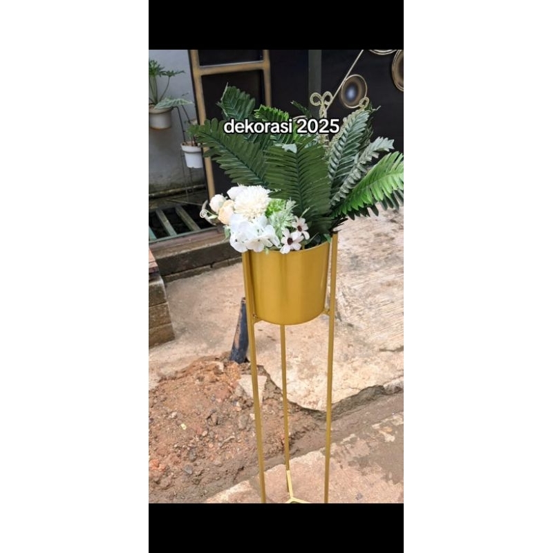 DEKORASI STANDING POT & POT GOLD tinggi 90 CM