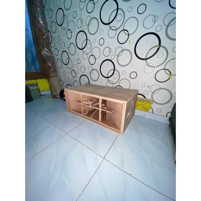 box cla 18 inch dobel bahan 18mm full meranti