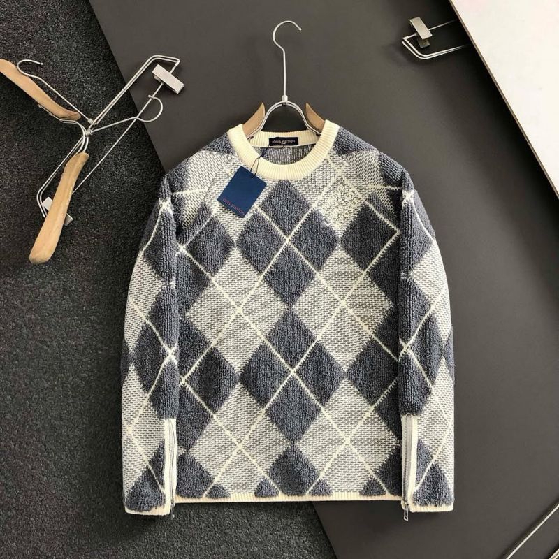 Sweater Rajut Knit Lv Zip Pria