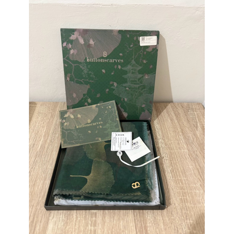 Buttonscarves ginko seawed preloved