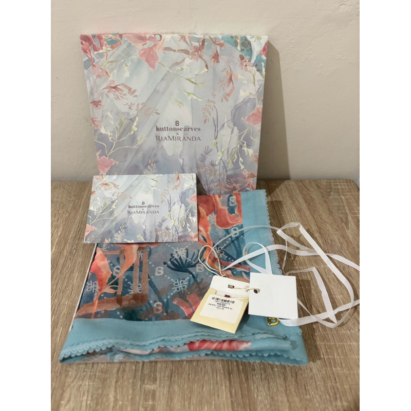 Buttonscarves x Ria Miranda Xanadu - Marine