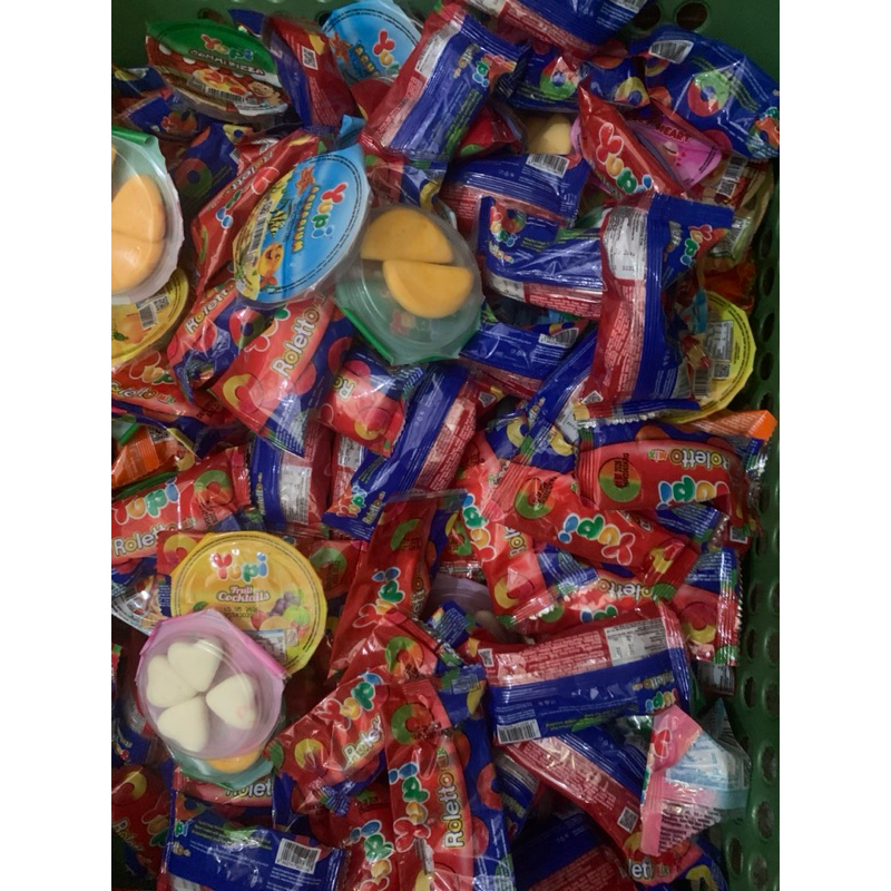 

yupi kemasan 1000an isi 20pcs murah meriah