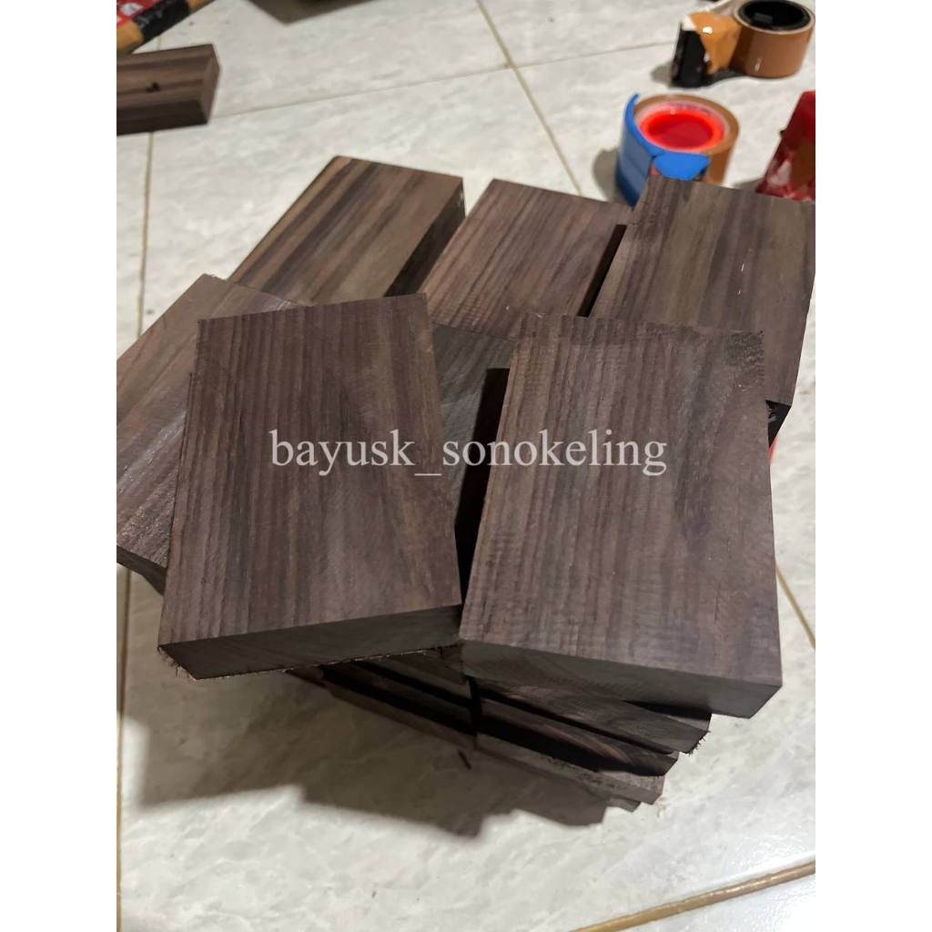 Balok papan kayu sonokeling full galih ukuran 2,8 x 8 x 12 cm