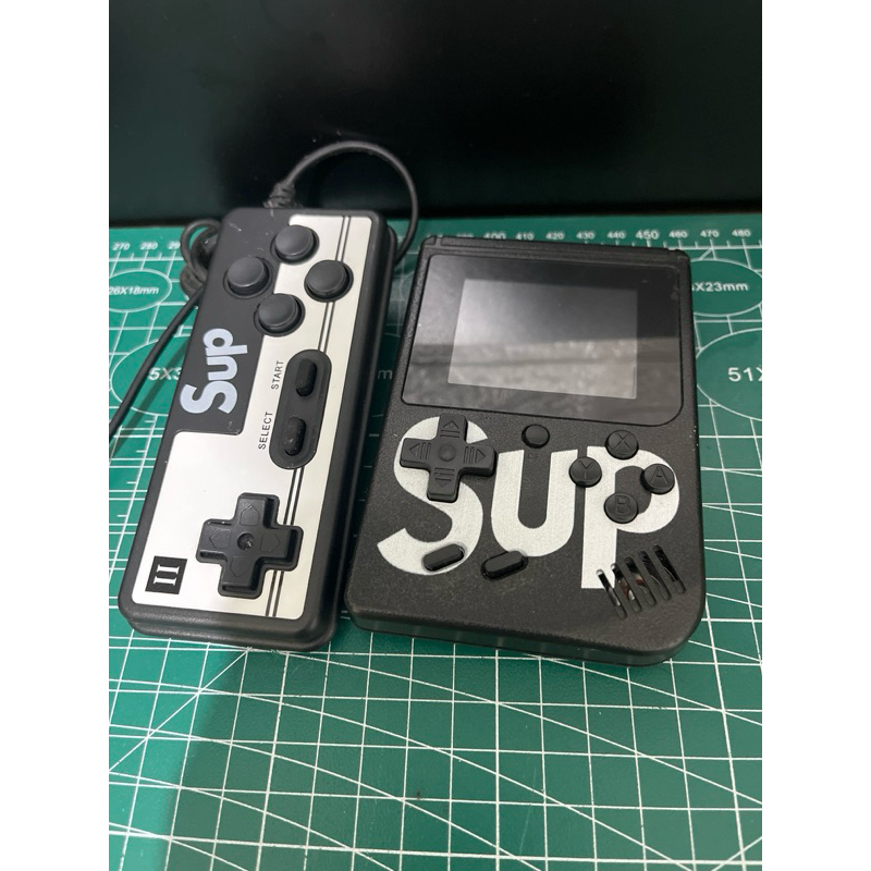 Gameboy Sup second with controller