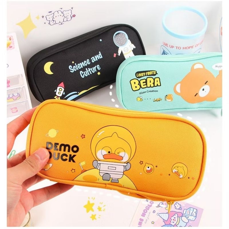 

KOTAK PENSIL MOTIF KARTUN ANIMASI TEMPAT PENSIL PENCIL STORAGE