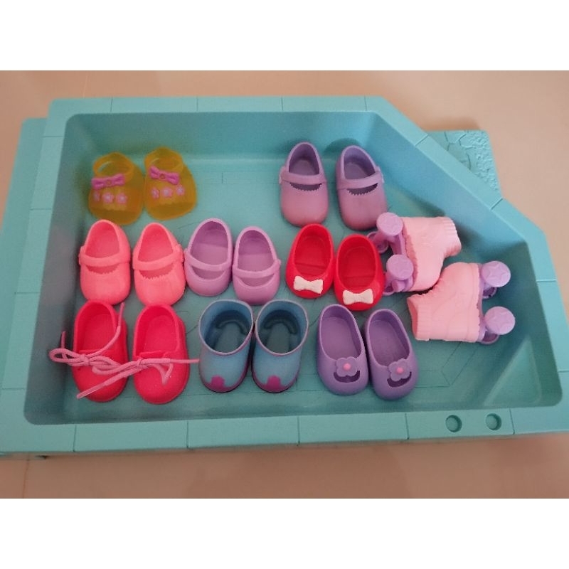 sepatu mellchan dan baby alive