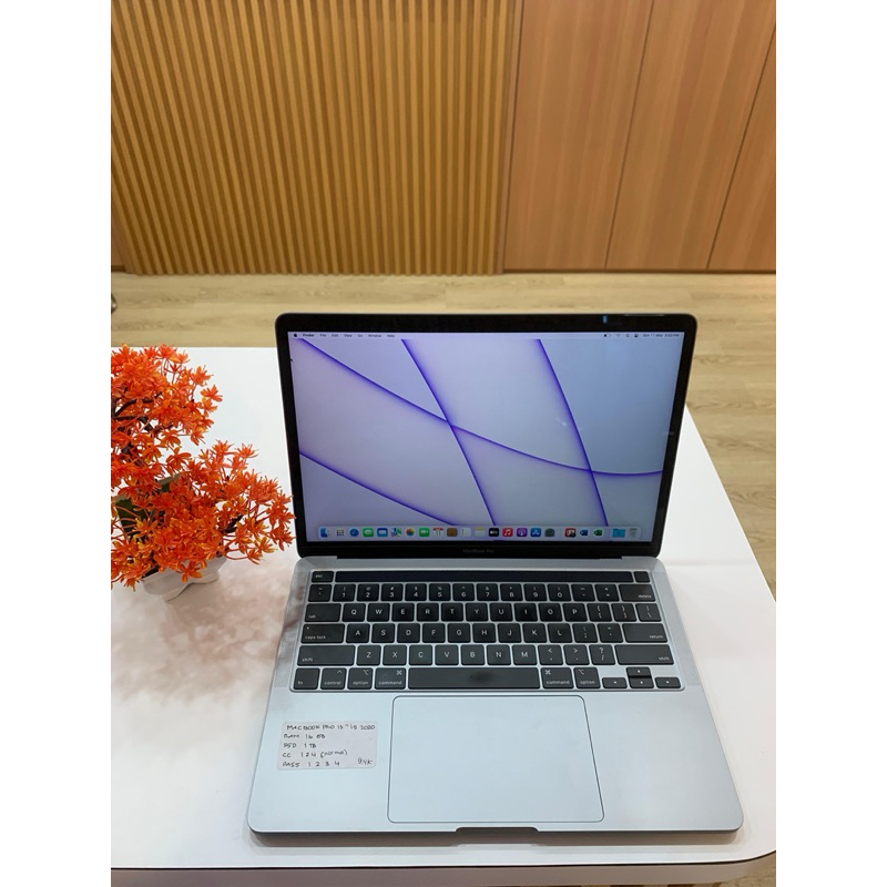 MacBook Pro 2020 i5 13inch 16GB 1TB