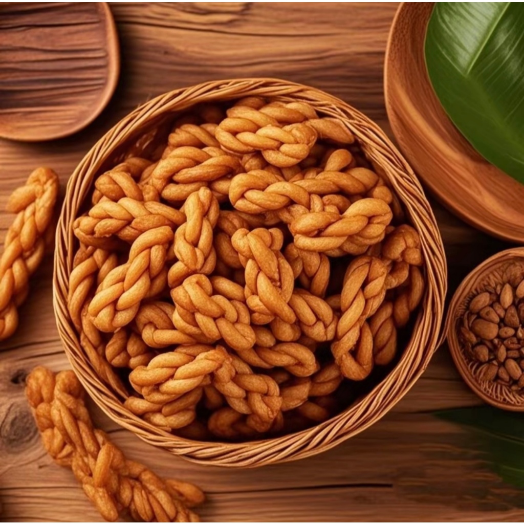 

Kue Tambang Polos 500gr Untir Untir Kiloan Cemilan Kue Kering Pedas Manis Gurih